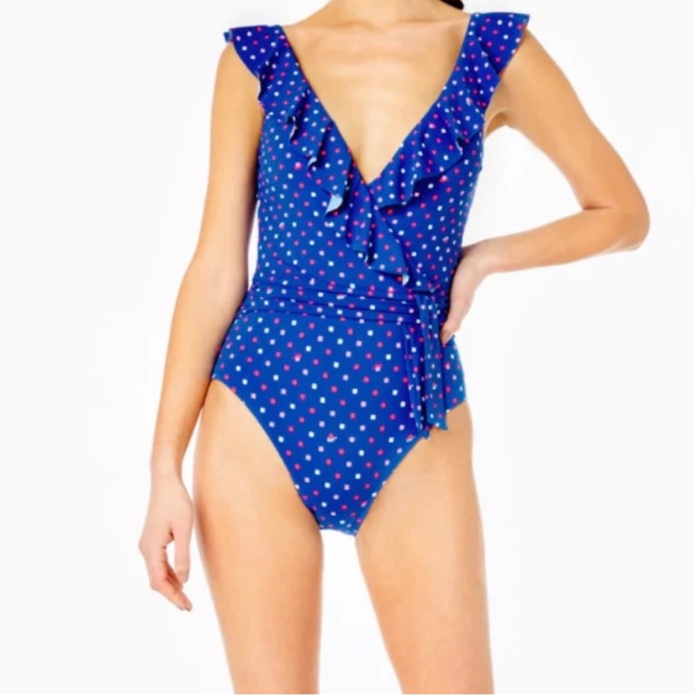 Like new Lilly Pulitzer Delphine One Piece Swim Suit sz 4